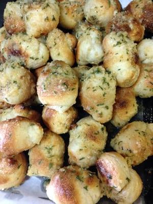 Garlic knots