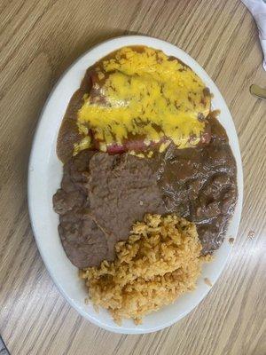 Cheese enchilada and guisada plate