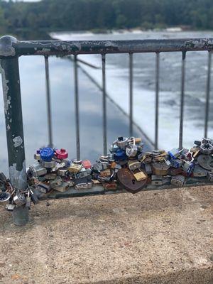 Love locks!