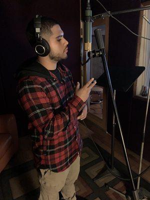 @64_playz recording his new song at Future Sound Hollywood