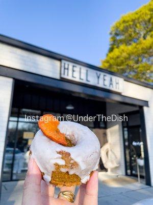 carrot cake donut