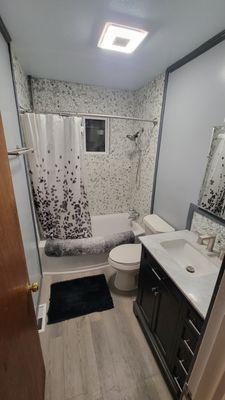 Bathroom remodel after picture