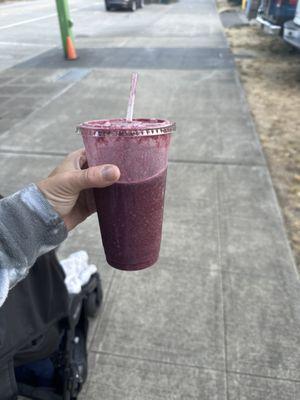 The summer berry smoothie is delicious. The place is awesome.