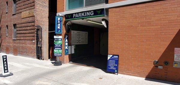 Centerpark West 17th Garage