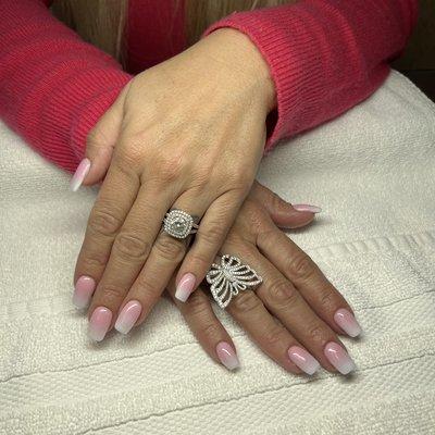 Bride nails ombré pink and white