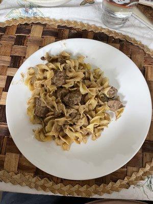 Reheated beef stroganoff from the other night. Brought it over to mom house to share.