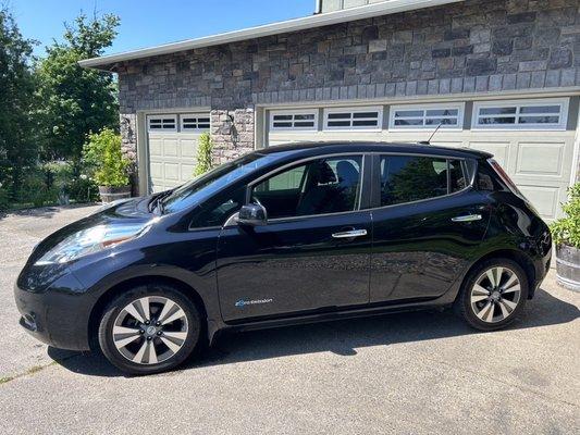 2013 Nissan Leaf purchased through EV Rides in PDX.