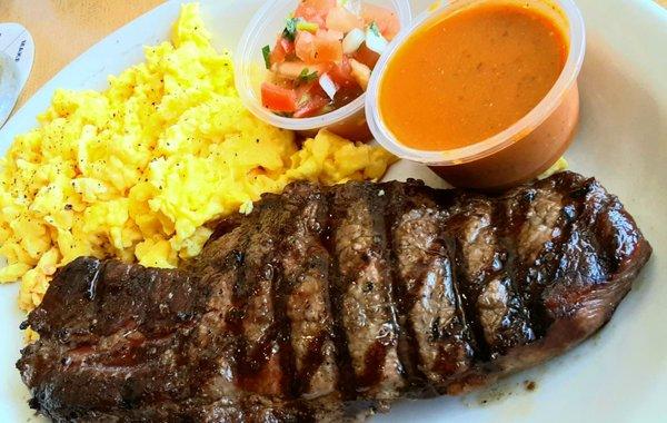 Delicious steak & eggs