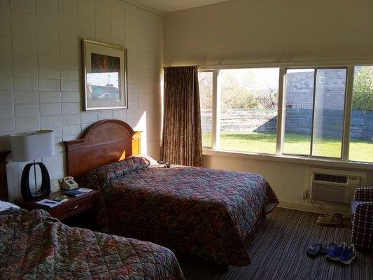 Guest room at Holiday Lodge in Lander Wyoming