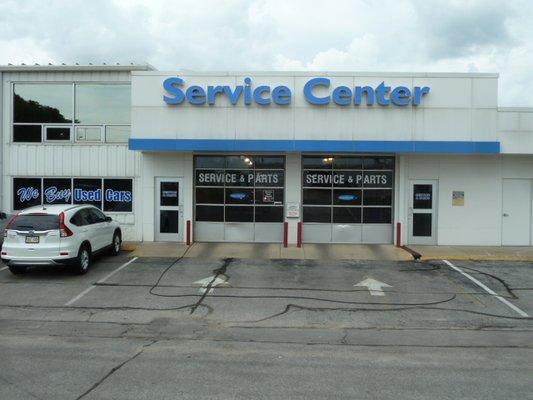 Service Center Entrance.