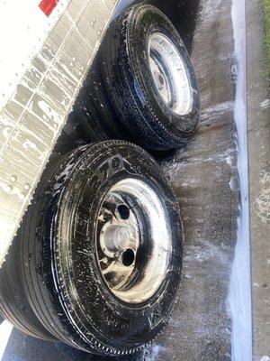 Tire and wheels wash