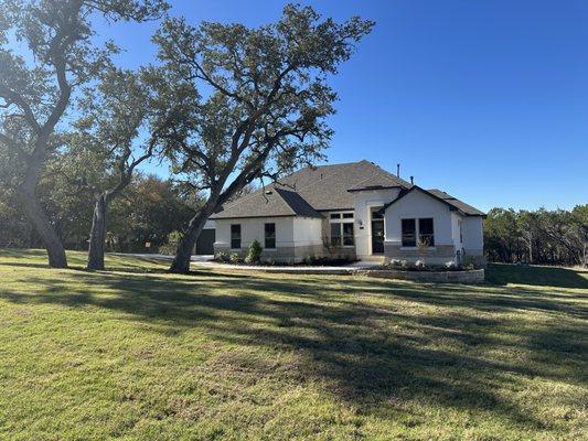 Nice home out in Garden Ridge