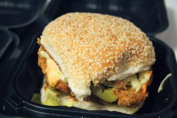 Crispy chicken sandwich