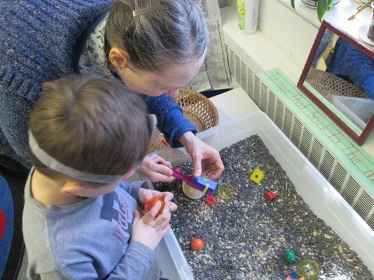 Tactile learning - magnets.