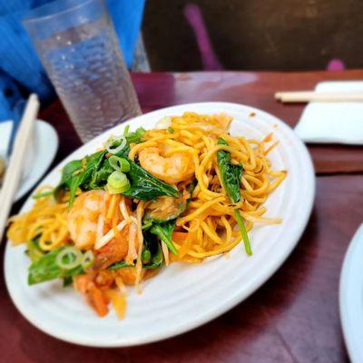 Gyathuk Ngopa - sauteed noodles w/fresh vegetables & shrimp. Very tasty.