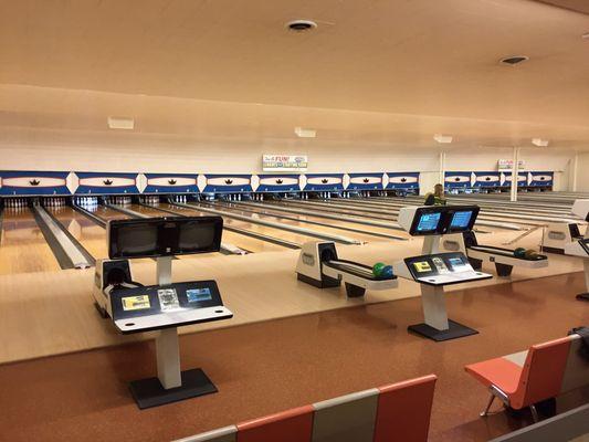 24 Lanes of sweet, wooden heaven.