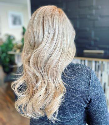 Blonde hair color and style