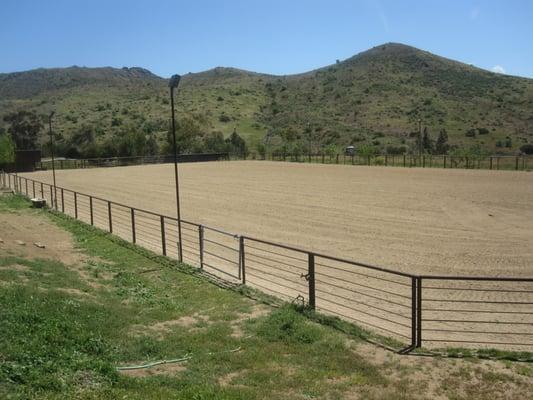 Large Roping/Riding Arena - Santa Clarita/Los Angeles Film Location