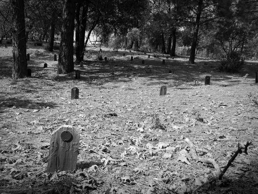 the Weimar Sanatorium Cemetery