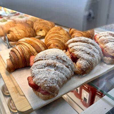 Jumbo Crescent Butter Croissant