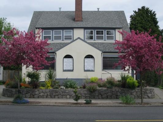 Lovely 1940s former duplex