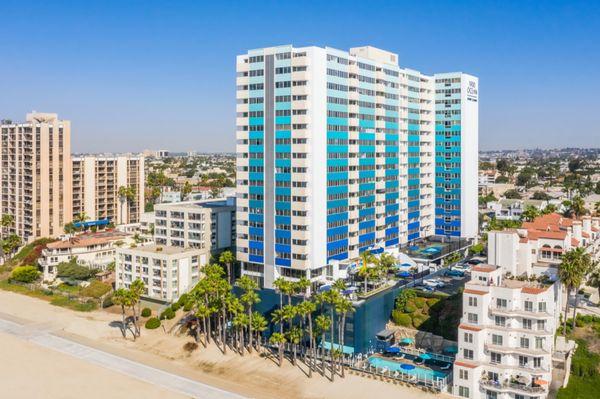 1900 Ocean Club: Aerial Beach View