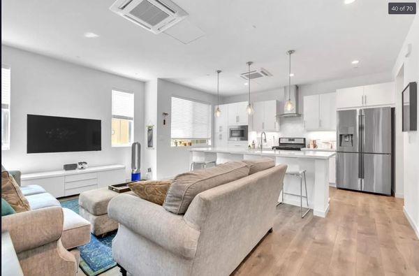 Beautiful Broadway Condo