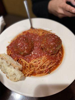 Spaghetti and meatballs