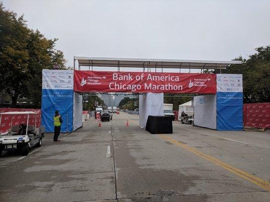 Covered Photo Bridge Chicago Marathon