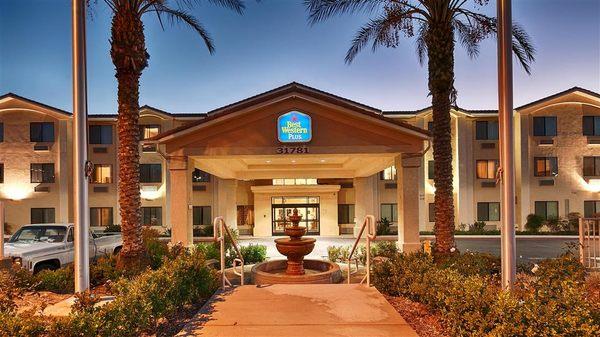 Best Western Plus Lake Elsinore Inn & Suites