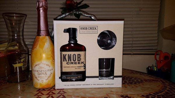 Cosmopolitan Diva Melon Fusion Sparkling Wine 750ml $9.99, Knob Creek Gift Set 750ml $26.99 (12/21/20). @MissionLiquor #Glendale