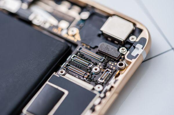 Inside of iPhone 6