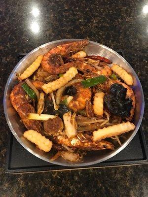 Mala (spicy) dry pot shrimp (head on)