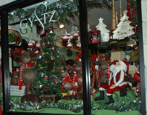 Fabulous Christmas window display at Gyfts!