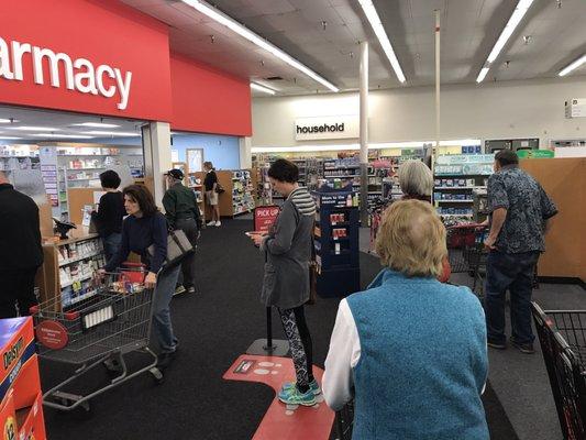 More lines at the CVS Pharmacy Montrose