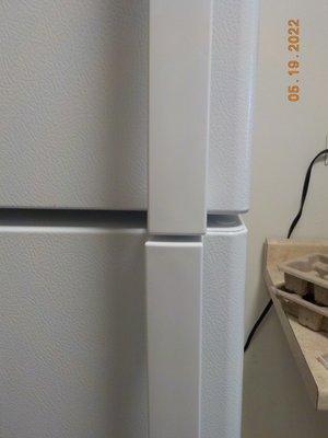 Handles did not line up, & freezer handle is loose, clicks when you open  the door. GE fridge, from Drimmers.