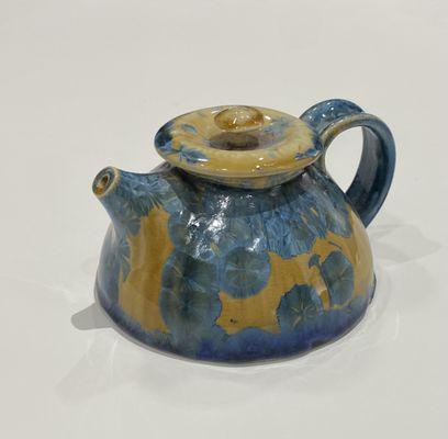 This ia  beautifully formed teapot with esciting crystalline glazes by Gary Beaumont.