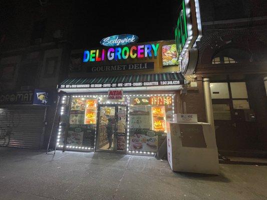 Front of Bodega