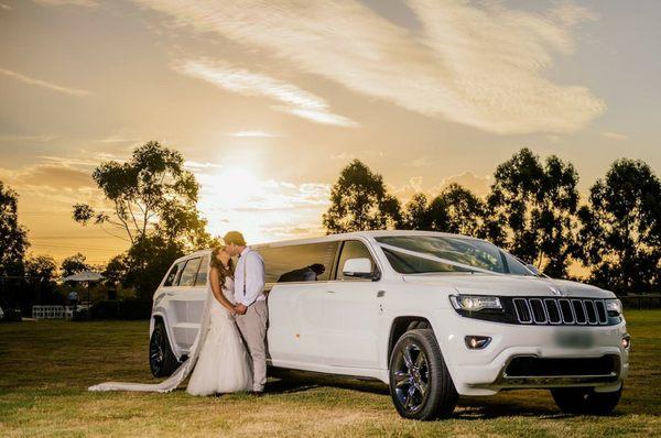 LGV LIMOUSINES. LIMO. WEDDING LIMO. PROM LIMO. CHAUFFEUR SERVICE.