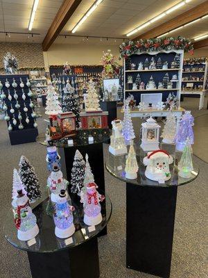 Light up swirling snow globes