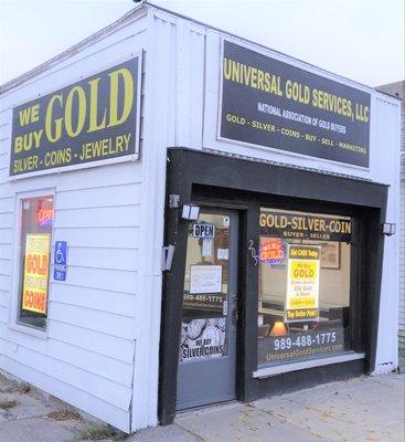 Top Dollar For Your Unwanted Gold Items!  We also purchase silver coins.