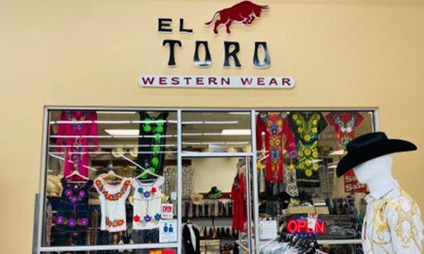 El Toro Western Wear- entrada