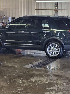 This is my explorer after the folks at Derby City Car Detailing get done with it, hand washed and hand dried. It looks new again every time.