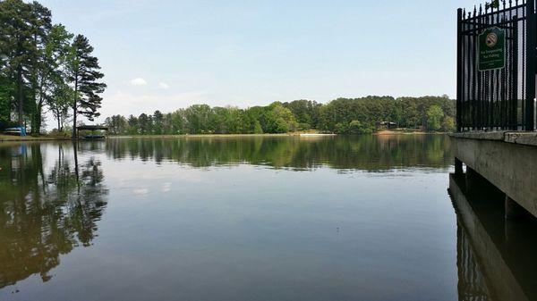 Lake Berkeley Chapel