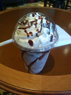 White Chocolate Cookie Dream frappe