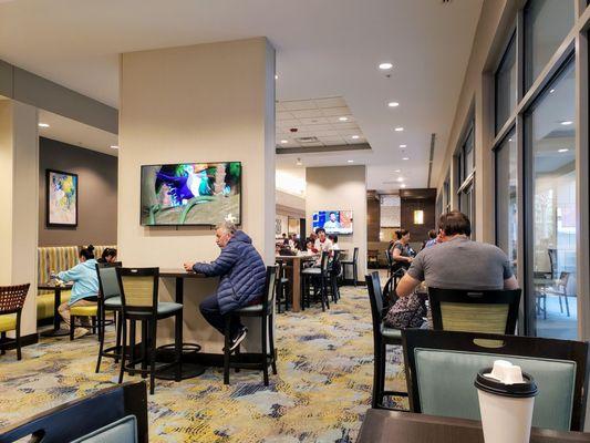 Breakfast Room at TownePlace Suites Theme Parks/Lake Buena Vista