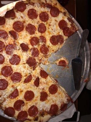 18 inch pepperoni  Hand-Tossed Pizza