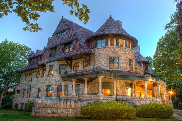 The Oliver Mansion is open daily for guided tours.