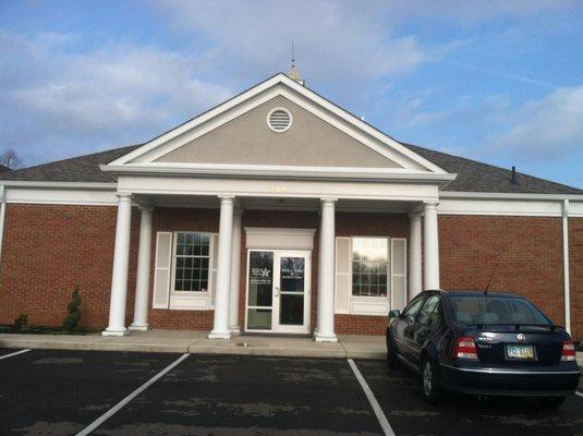 Buckeye Vision & Aesthetic Center
200 W Wilson Bridge Rd
Worthington, OH 43085
(614) 505-3535