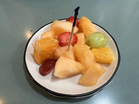 Fruit plate (given as a dessert)